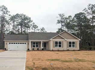 941 Downing Rd, Southport, NC 28461