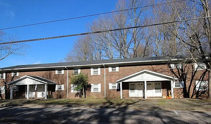 690 College Dr #2