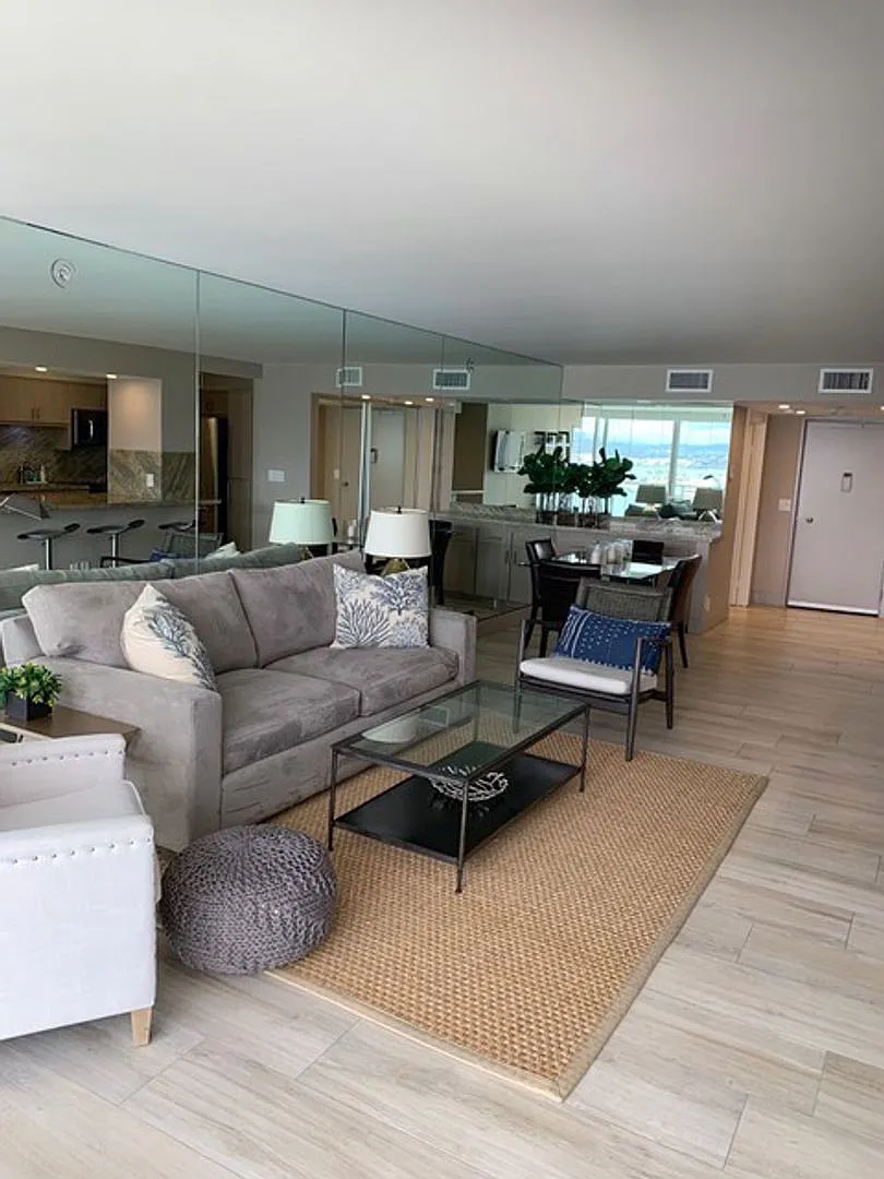 1820 Avenida Del Mundo #1505 — Photo 3