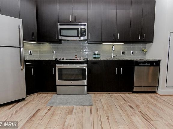 4th image of 7171 Woodmont Ave Unit 509