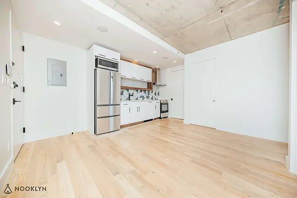 Rented by Nooklyn NYC LLC | media 27