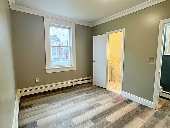 5th image of 67 Coles St APT 1