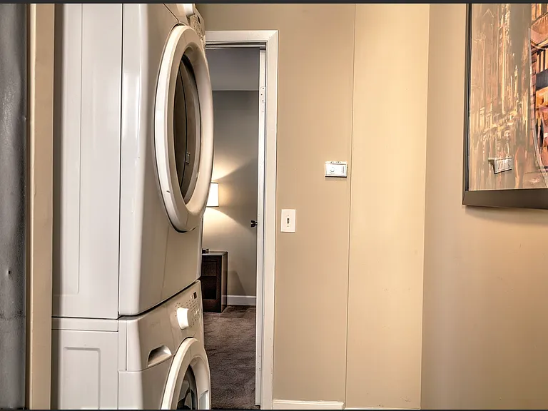 5532 Pershing Ave #102 — Photo 1