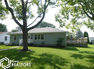 313 Melville Ave, West Burlington, IA 52655