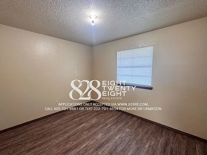 4103 N Oak Grove Dr — Photo 18