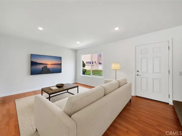 6 Raleigh, Irvine, CA 92604