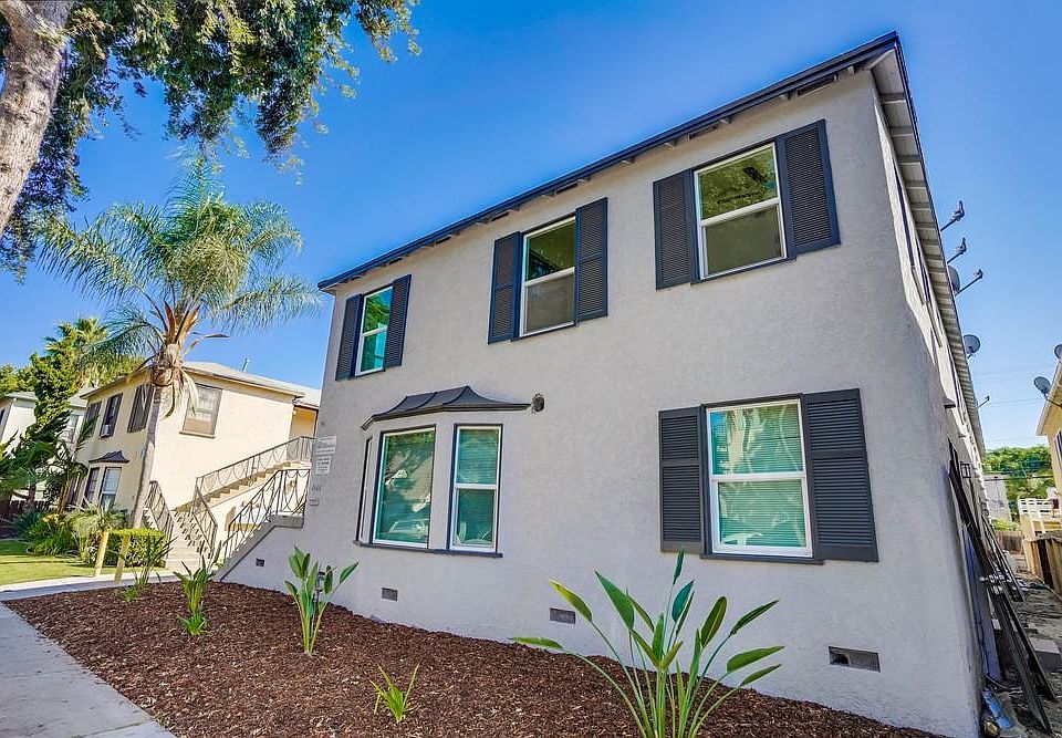 1st image of 2466 Cedar Ave #7