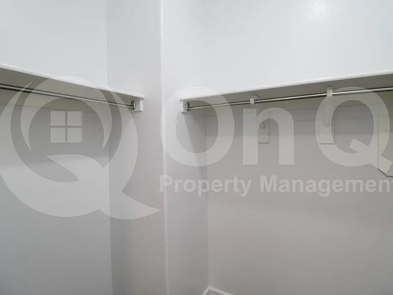 2042 E Dry Wood Rd — Photo 27