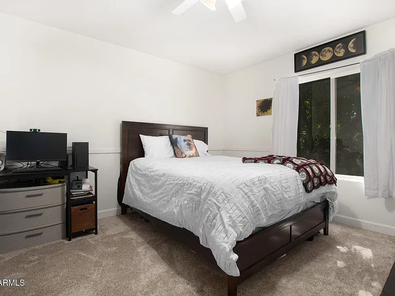 540 N May St #2081 — Photo 15