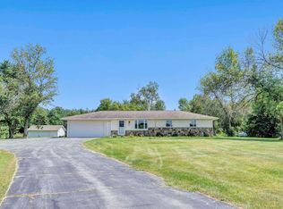 2210 County Line Rd, Hobart, WI 54115