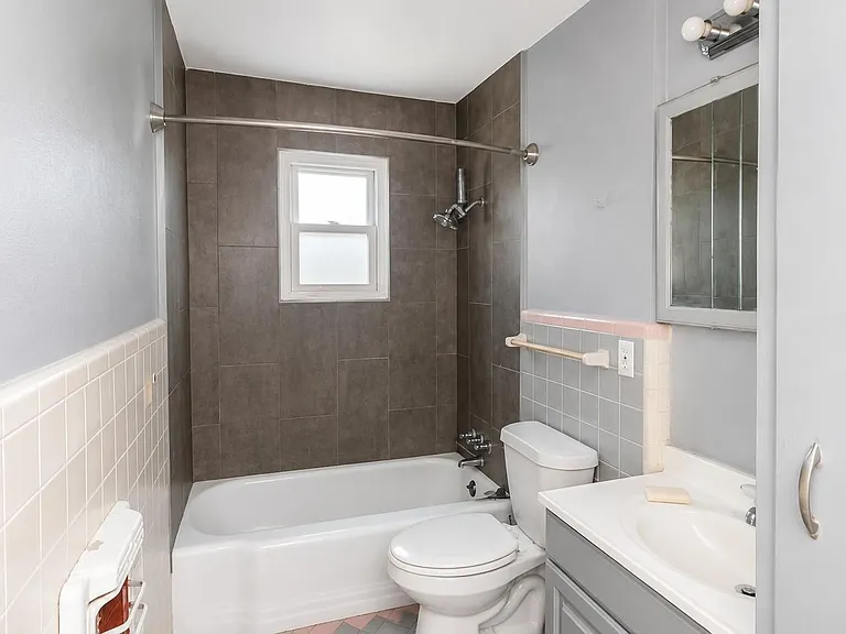 811 Colquitt St #3 — Photo 7