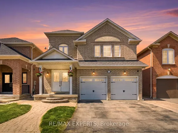 204 Montebello Ave, Vaughan, ON L4H 1L9