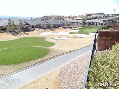 #17 Falcon Ridge Golf