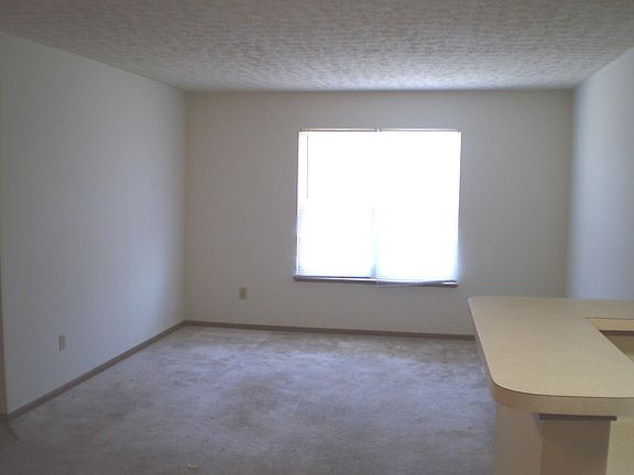 3rd image of 4333 Emerald Lakes Blvd