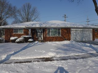 31811 Bretz Dr, Warren, MI 48093