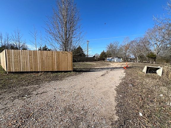 4th image of 5425 Highway 226