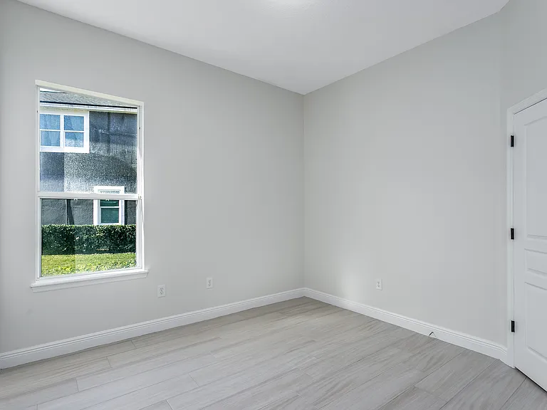 11909 Mandevilla Ct — Photo 16