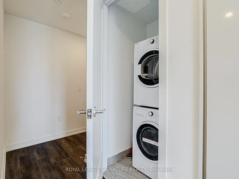 799 The Queensway #820 — Photo 13