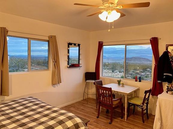 Open floor plan, insulating darkening curtains