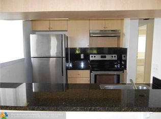 8407 SW 5th St APT 101, Hollywood, FL 33025