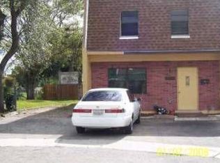 5951 NW 25th St, Sunrise, FL 33313