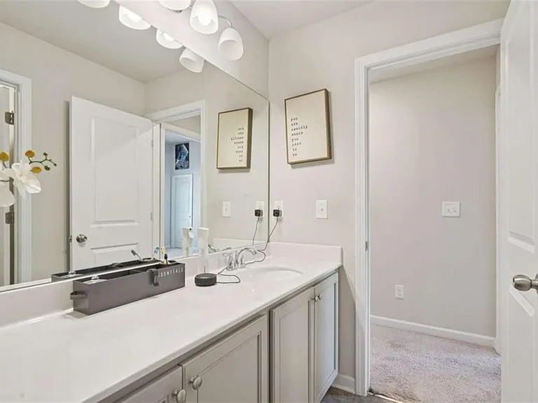 3605 Broadwick Ln — Photo 18
