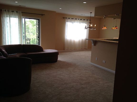5th image of 9395 Landings Ln #407-DES