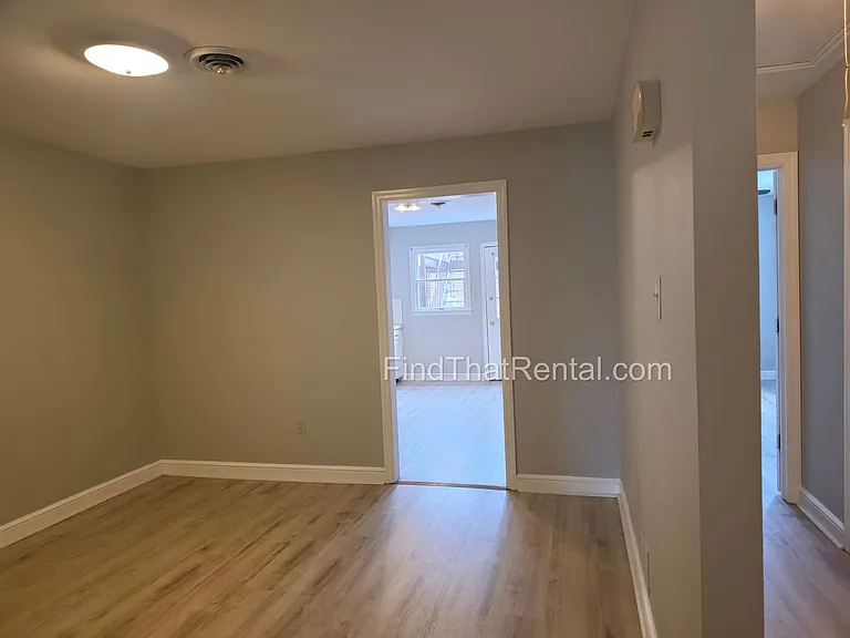 34 S Hanover St — Photo 6