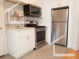 4 Gardner St, Allston, MA