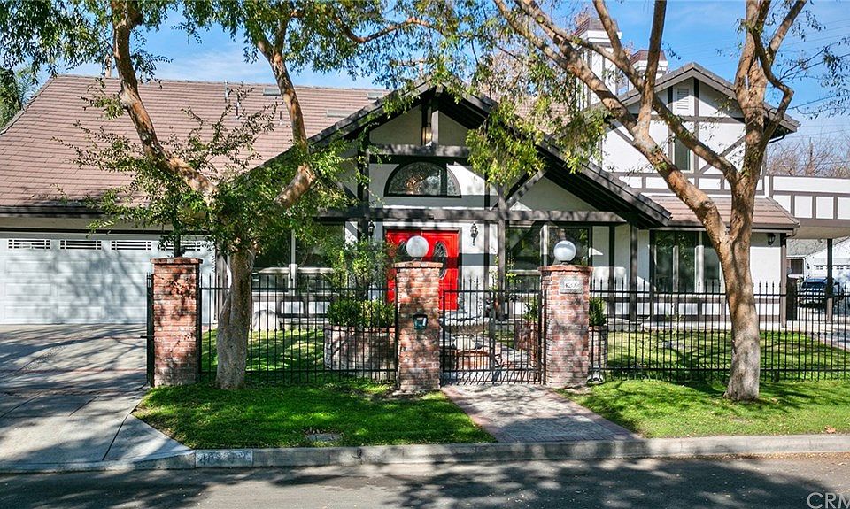 1st image of 4209 W Jacaranda Ave