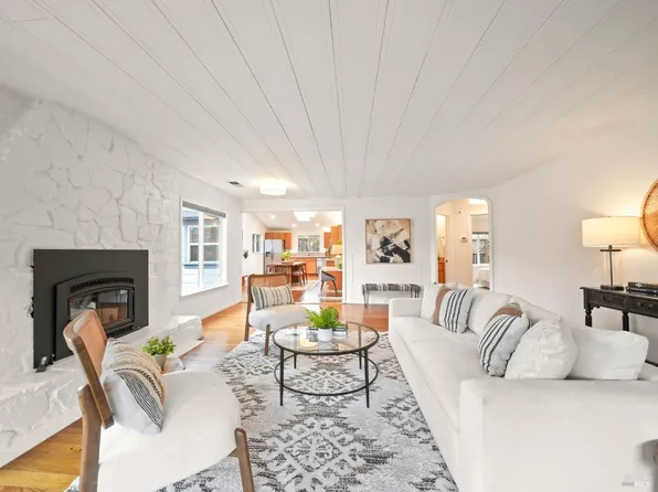 16 Cherry Hill Lane, Novato, CA 94945