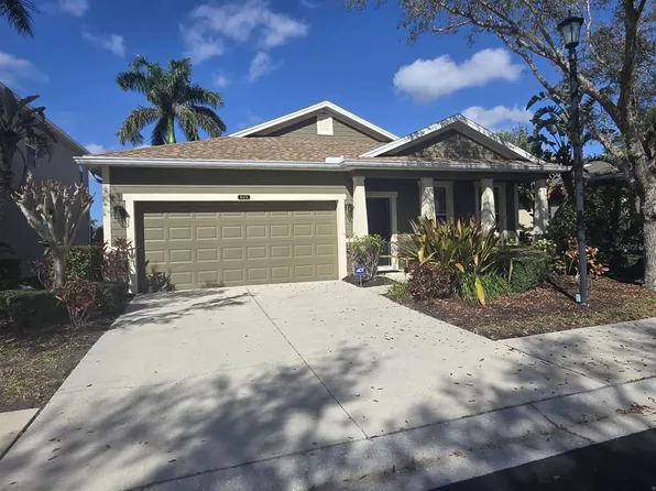 8451 Karpeal Dr, Sarasota, FL 34238