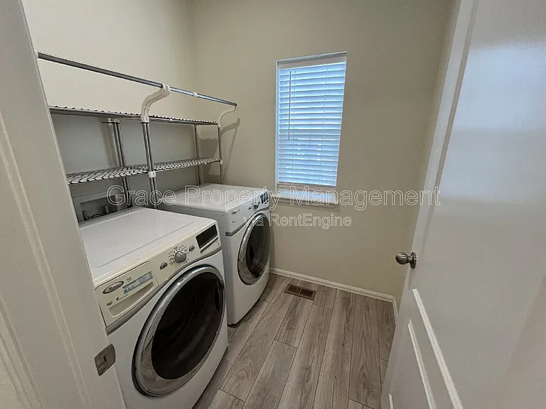 17626 Olive St — Photo 7