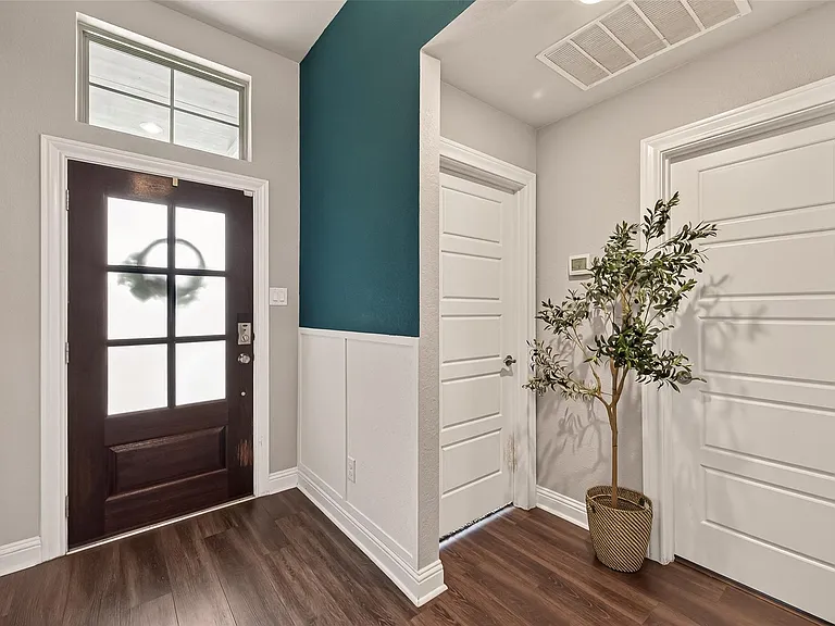1643 Pickford Knolls Ln — Photo 5