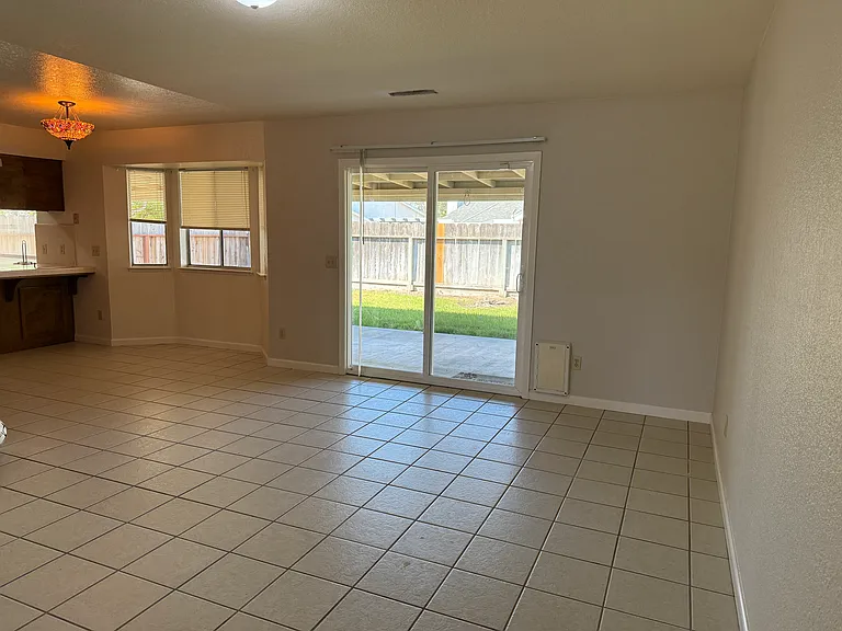 3093 Beech Dr — Photo 21