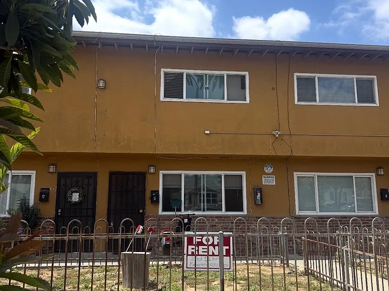 3036 Flower St #C — Photo 1