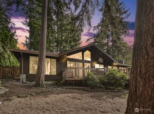 3804 NE 195th Pl, Lake Forest Park, WA