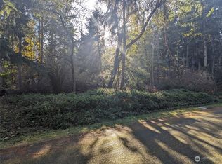 10614 Suncrest Dr, Anderson Island, WA 98303