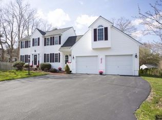 26 Sir Joseph Ct, Taunton, MA 02780