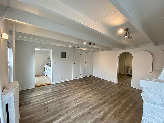 2nd image of 11-45 Welling Ct #2