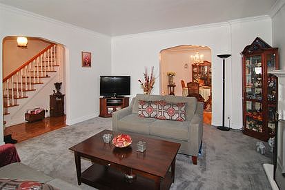 4th image of 1224 N Oak Park Ave