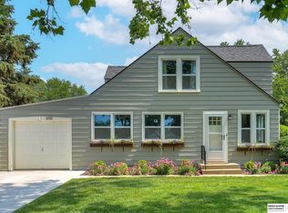 8156 Boyd St, Omaha, NE 68134