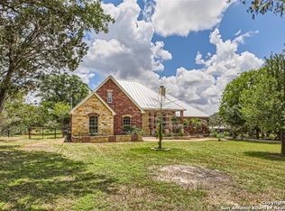 5172 Eagle Claw Dr, Bulverde, TX 78163