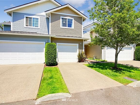 2nd image of 1317 51st Place NE #1902