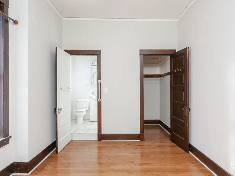 293 E Deerpath #22 — Photo 4