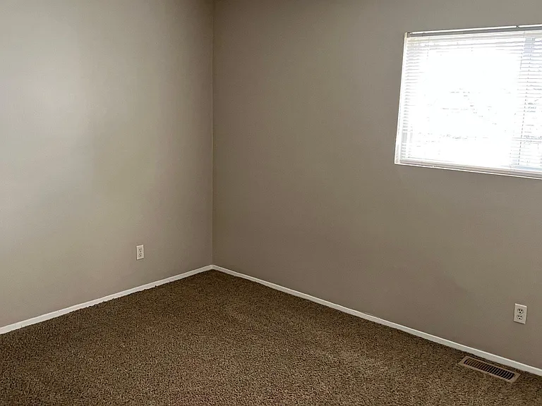 151 Jenness Ln #G — Photo 10