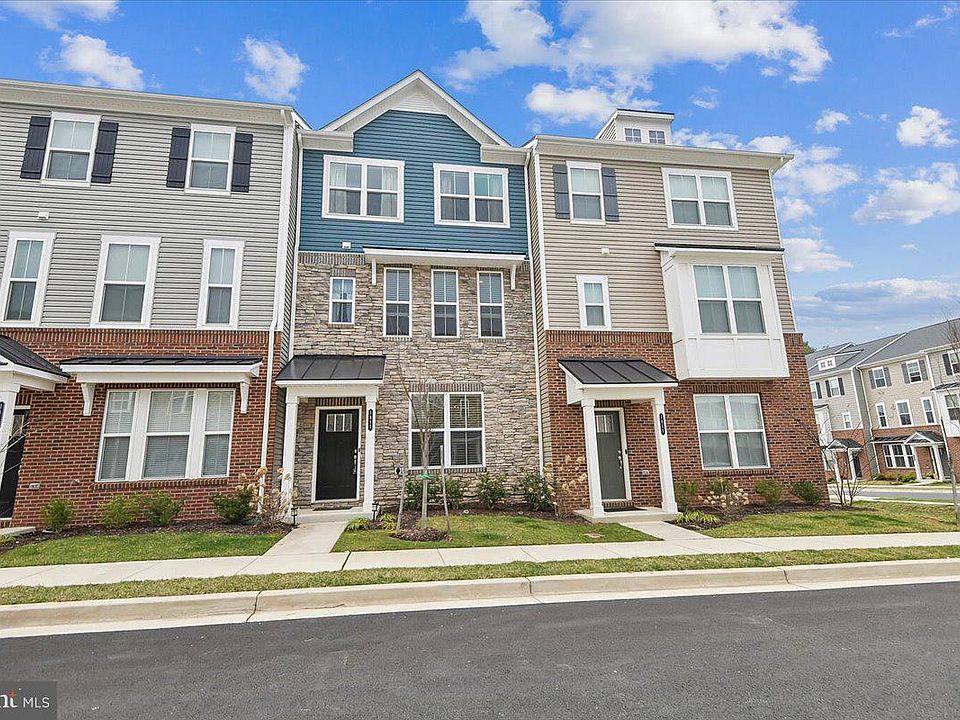1st image of 1813 Iris Ln