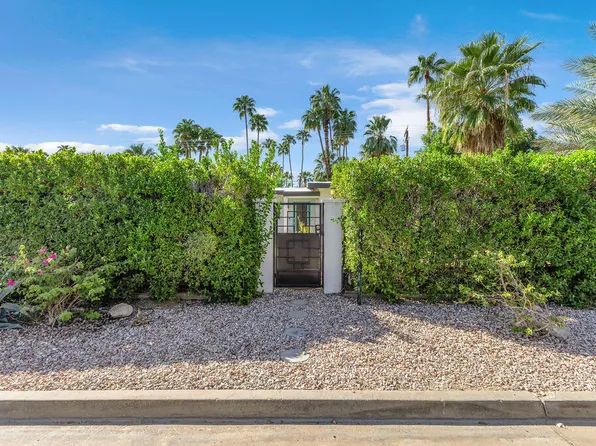 1075 E Sunny Dunes Rd, Palm Springs, CA 92264