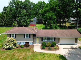 1031 Cessna Dr, Macedonia, OH 44056