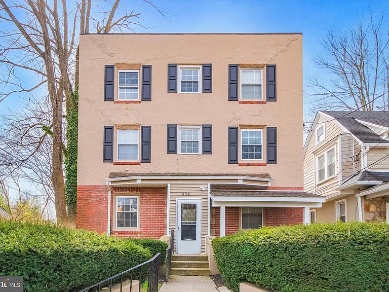 404 E Jefferson St #3 — Photo 14